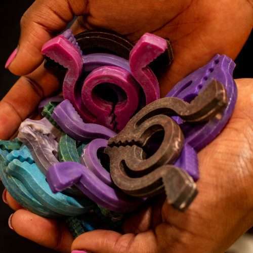 Takazuri Laundry Pegs - 100% Recycled Plastic